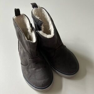 Toddler boots